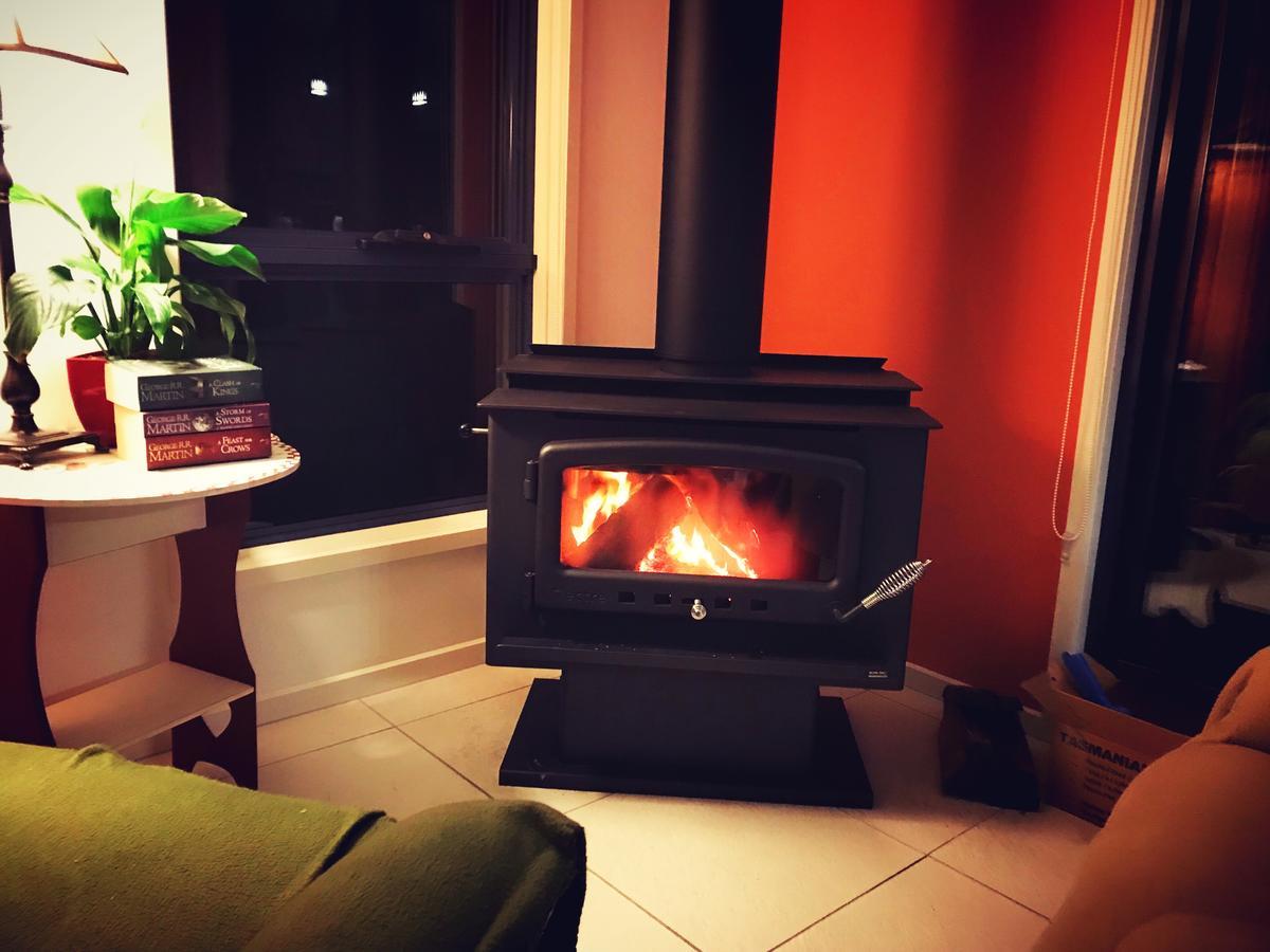Madsen Retreat Hotel Penguin Bagian luar foto