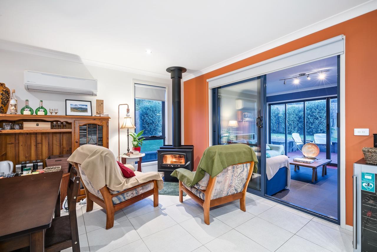 Madsen Retreat Hotel Penguin Bagian luar foto